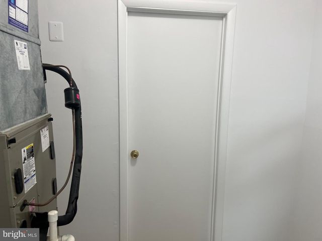 1707 ASPEN DR, Plainsboro, NJ 08536