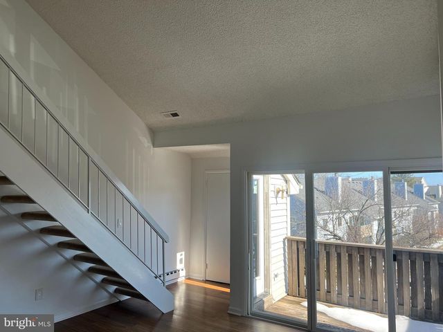 1707 ASPEN DR, Plainsboro, NJ 08536