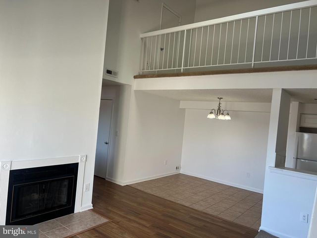 1707 ASPEN DR, Plainsboro, NJ 08536