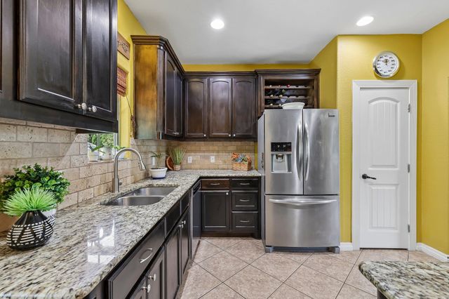 126 King ST, Bastrop, TX 78602