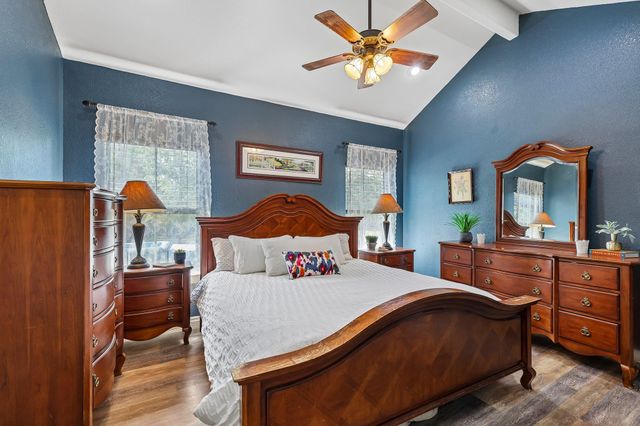 126 King ST, Bastrop, TX 78602
