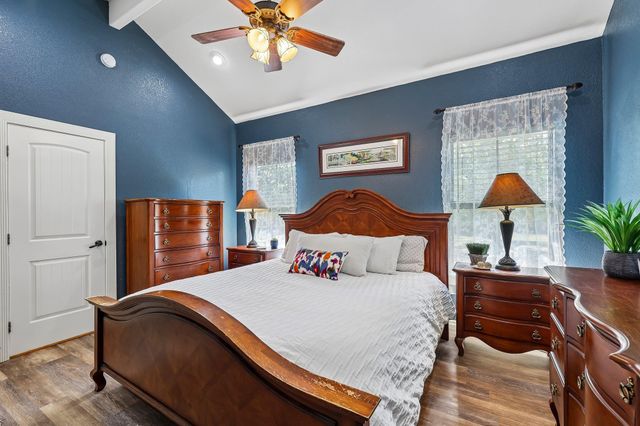 126 King ST, Bastrop, TX 78602