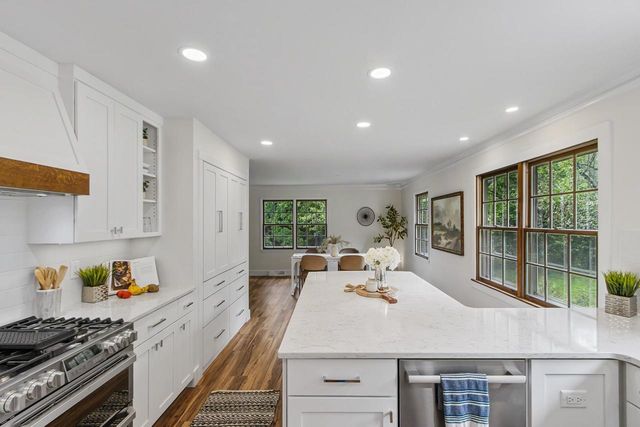 6405 Appalachian Way, Madison, WI 53705