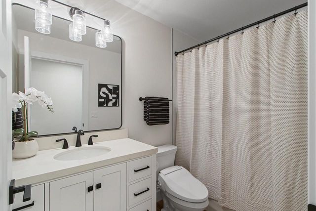 6405 Appalachian Way, Madison, WI 53705