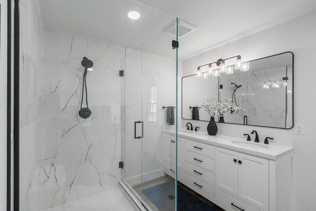 6405 Appalachian Way, Madison, WI 53705