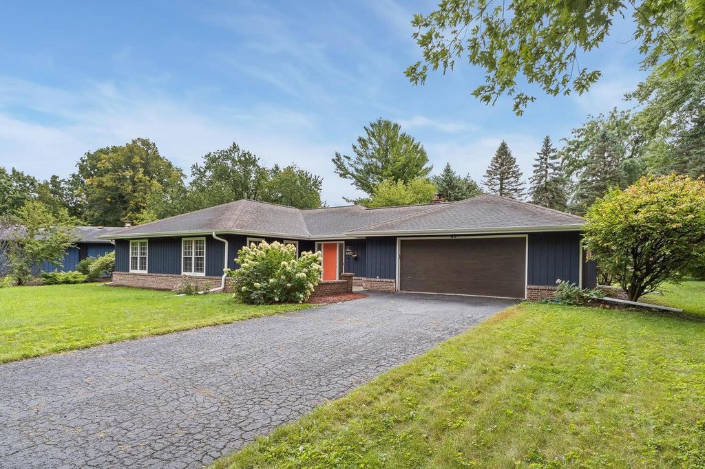 6405 Appalachian Way, Madison, WI 53705