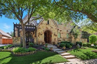 9040 Charles Street, Lantana, TX 76226