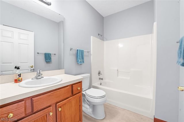 2195 Southampton Lane, Avon, OH 44011