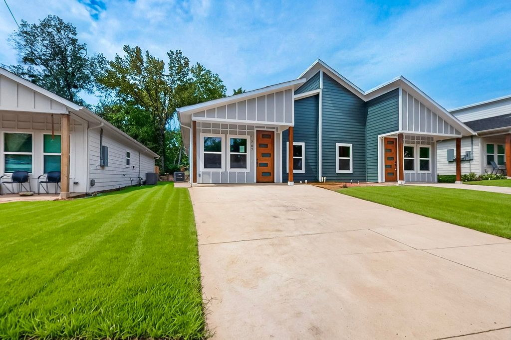 707 Fuller Street C, Sulphur Springs, TX 75482