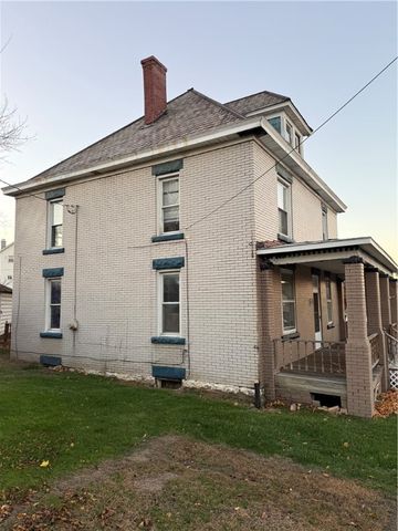 540 S 9th St, Connellsville, PA 15425