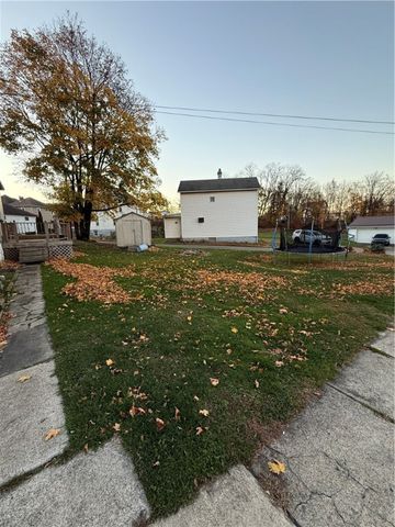 540 S 9th St, Connellsville, PA 15425