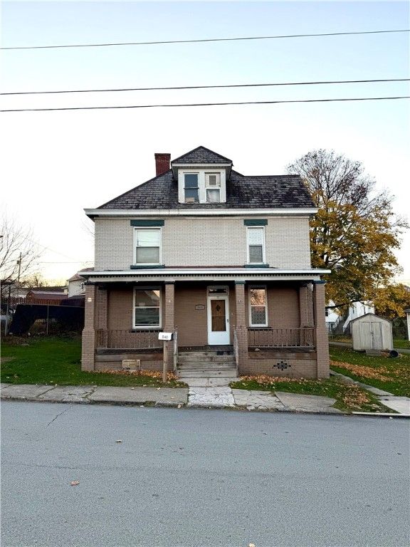 540 S 9th St, Connellsville, PA 15425