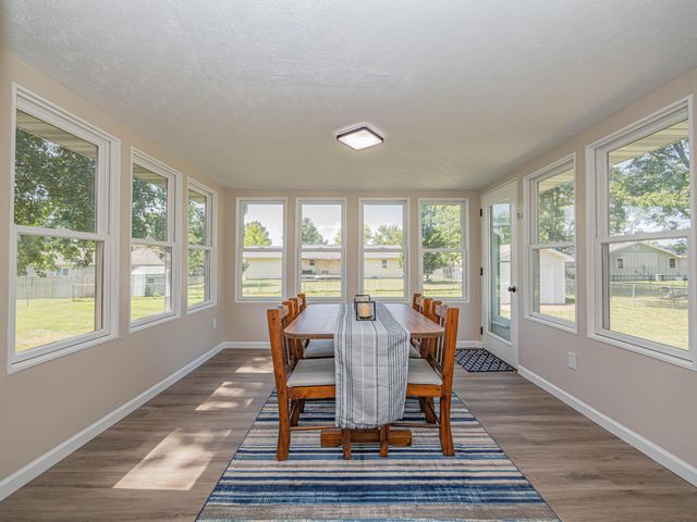 13165 N BRANCH ST, Hallsville, MO 65255