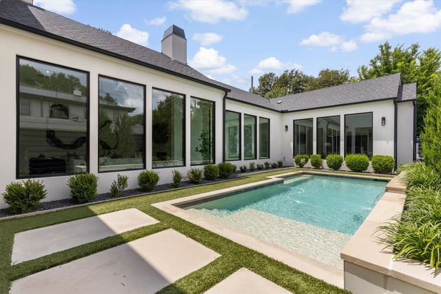 7307 Morton Street, Dallas, TX 75209