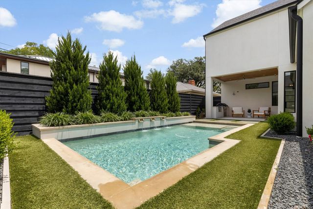 7307 Morton Street, Dallas, TX 75209