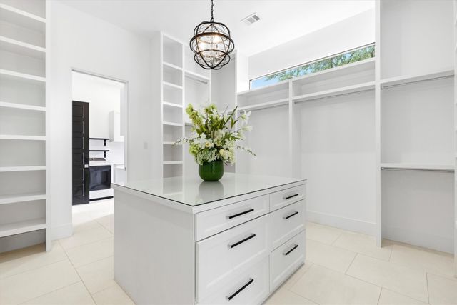 7307 Morton Street, Dallas, TX 75209