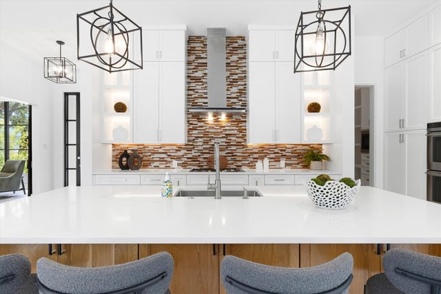 7307 Morton Street, Dallas, TX 75209