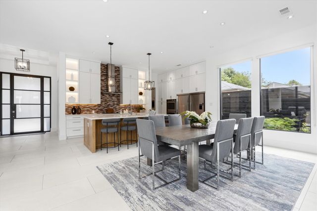7307 Morton Street, Dallas, TX 75209