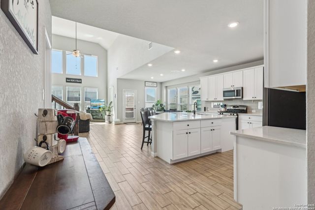 12071 Pitcher Rd, San Antonio, TX 78253