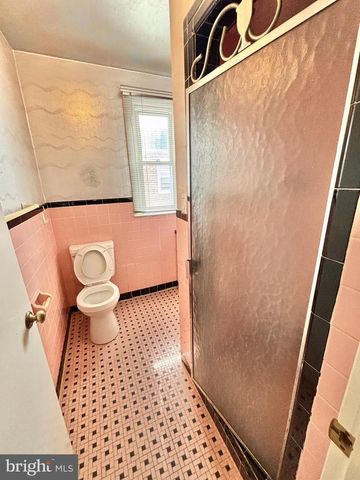 1827 ARNOLD ST, Philadelphia, PA 19152