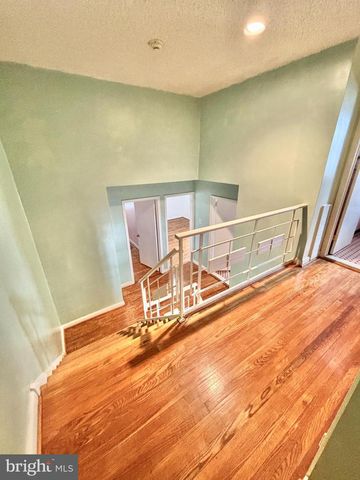 1827 ARNOLD ST, Philadelphia, PA 19152