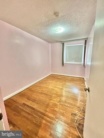 1827 ARNOLD ST, Philadelphia, PA 19152