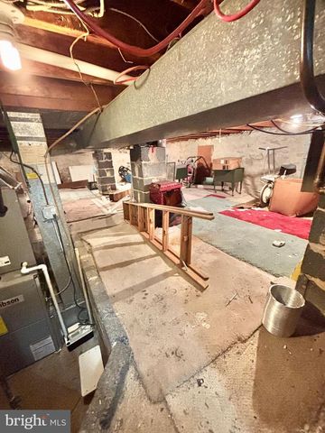 1827 ARNOLD ST, Philadelphia, PA 19152