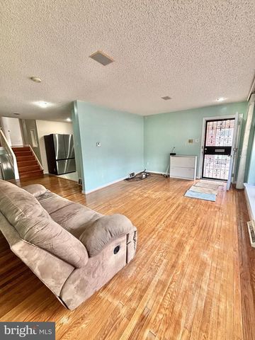 1827 ARNOLD ST, Philadelphia, PA 19152