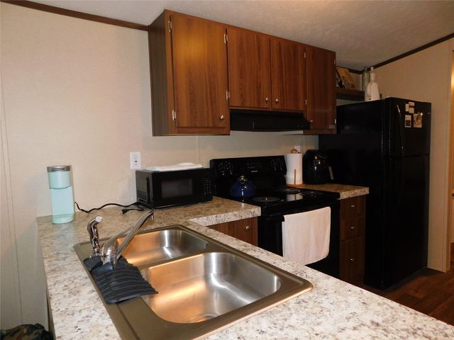 360 Aaron Avenue, Livingston, TX 77351