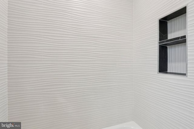 16 PARK DR, Bellmawr, NJ 08031