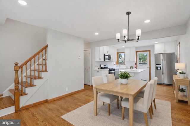 16 PARK DR, Bellmawr, NJ 08031