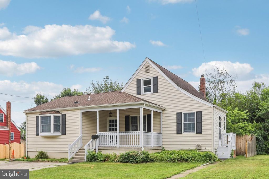 16 PARK DR, Bellmawr, NJ 08031