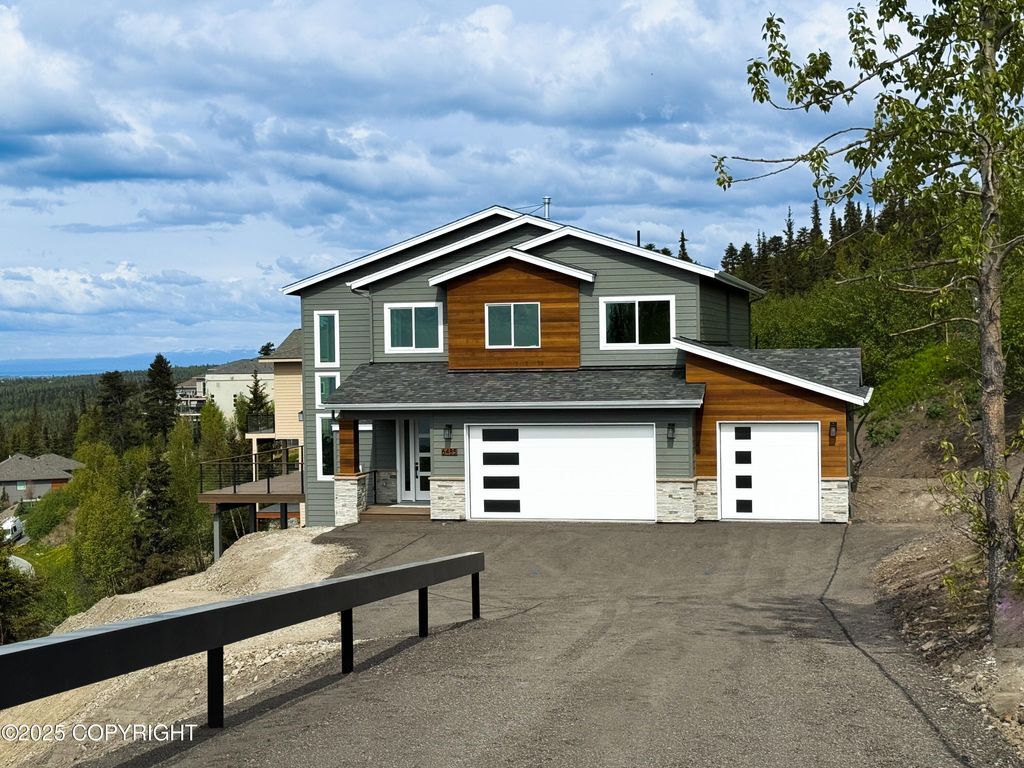 6485 Prominence Pointe Drive, Anchorage, AK 99516