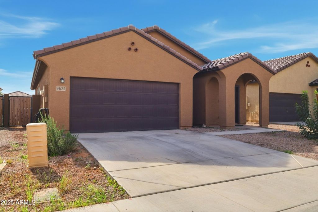 9625 W AGORA Lane, Tolleson, AZ 85353 — photo 2