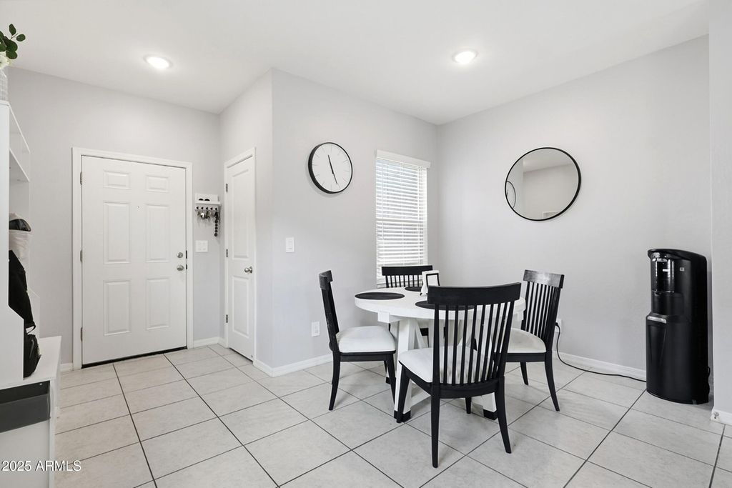 9625 W AGORA Lane, Tolleson, AZ 85353 — photo 5
