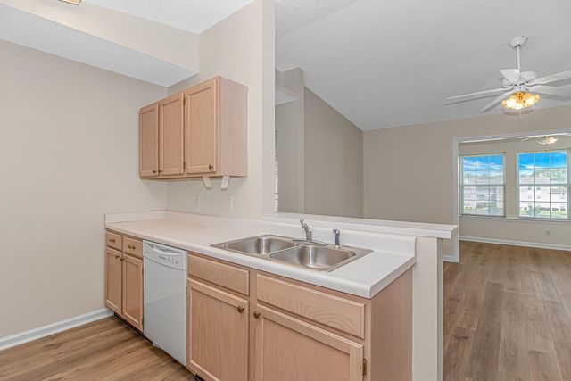 2263 Andover Dr Apt I, Surfside Beach, SC 29575