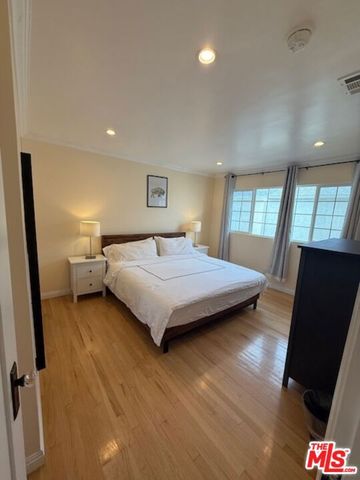1028 12th Street 9, Santa Monica, CA 90403