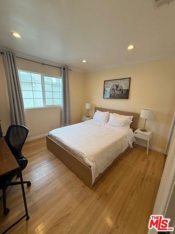 1028 12th Street 9, Santa Monica, CA 90403
