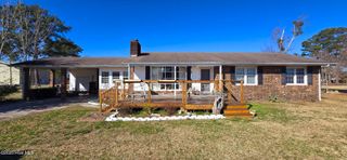 902 Main Street, Maysville, NC 28555