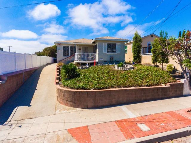 1223 W Elberon, San Pedro, CA 90732