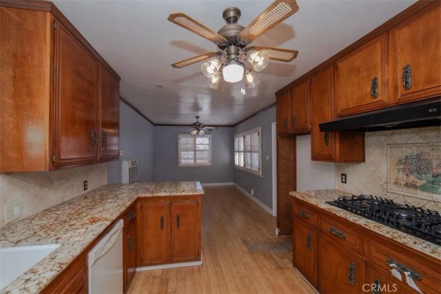 1223 W Elberon, San Pedro, CA 90732
