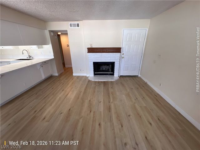 4310 Sanderling Circle 98, Las Vegas, NV 89103