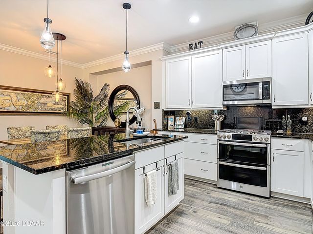 1052 Sea Shell Court, Daytona Beach, FL 32124