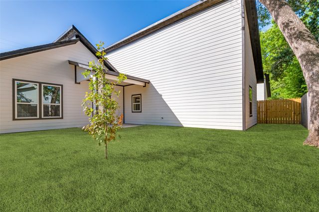 4113 Metropolitan Avenue, Dallas, TX 75210