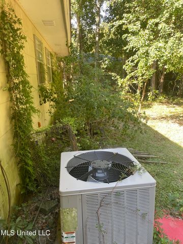 105 N Ida Lane, Long Beach, MS 39560