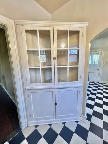 642 McMurray Dr, Nashville, TN 37211