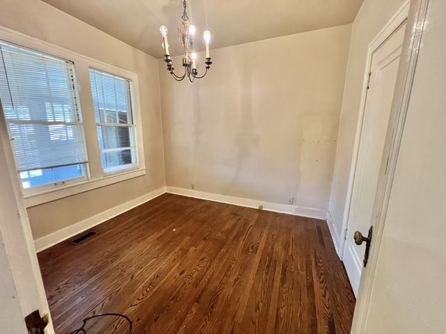 642 McMurray Dr, Nashville, TN 37211