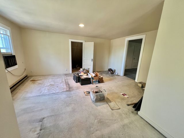 642 McMurray Dr, Nashville, TN 37211