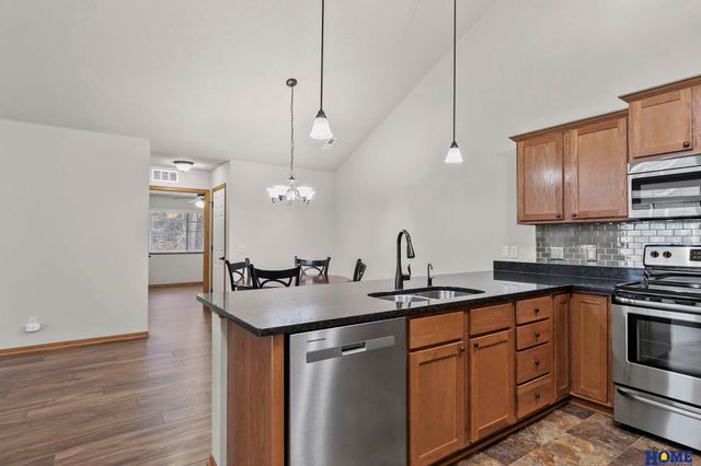 5775 Brendon Lane, Lincoln, NE 68516