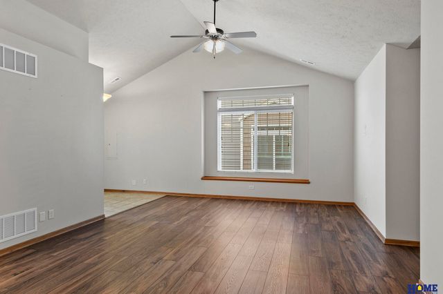 5775 Brendon Lane, Lincoln, NE 68516